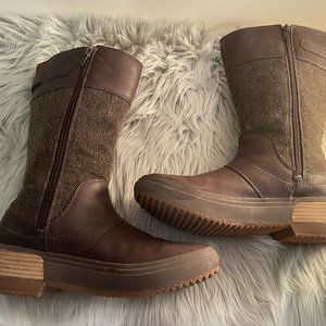 Merrell Womens Haven Tall Buckle Boot Size 8.5